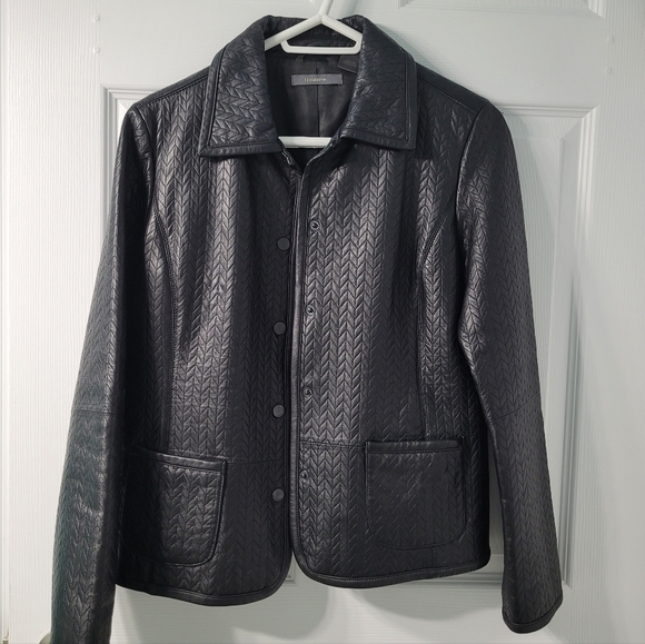 Ladies Leather Jacket - Picture 1 of 2